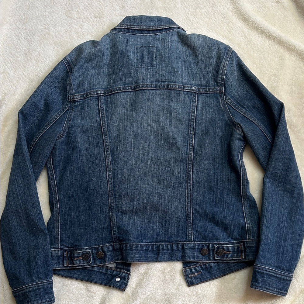 Old Navy Classic Indigo Jean Jacket - Picture 11 of 16